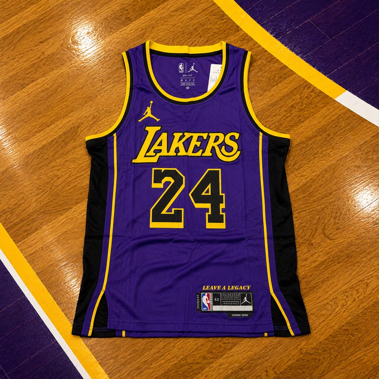 Camisa Los Angeles Lakers – Kobe Bryant #24 (Roxa)