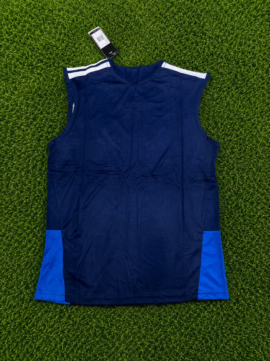 Camisa regata de treino do Cruzeiro Esporte Clube azul escuro 2026