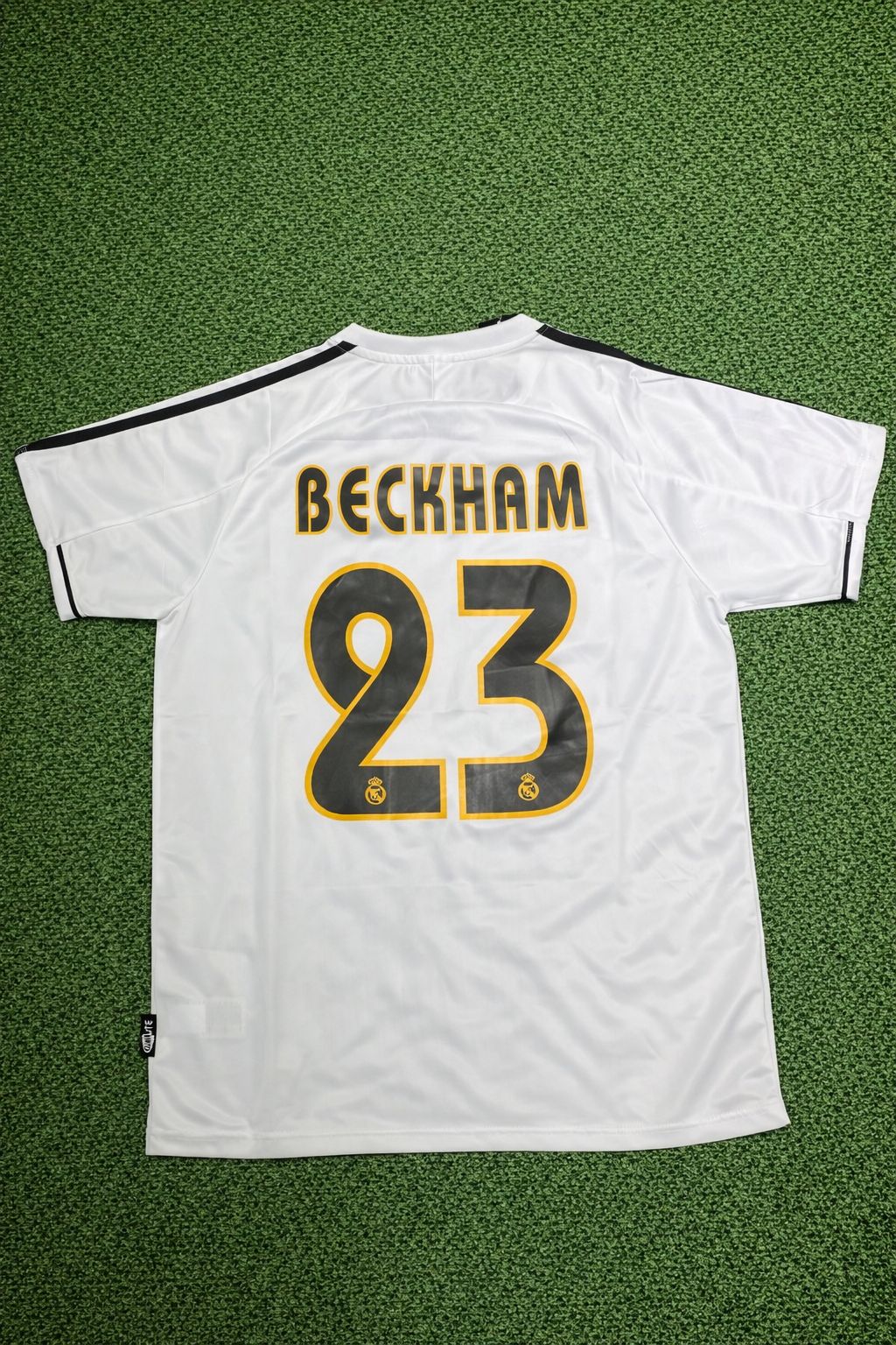 Camisa Retrô Real Madrid 2003/04 Home Beckham