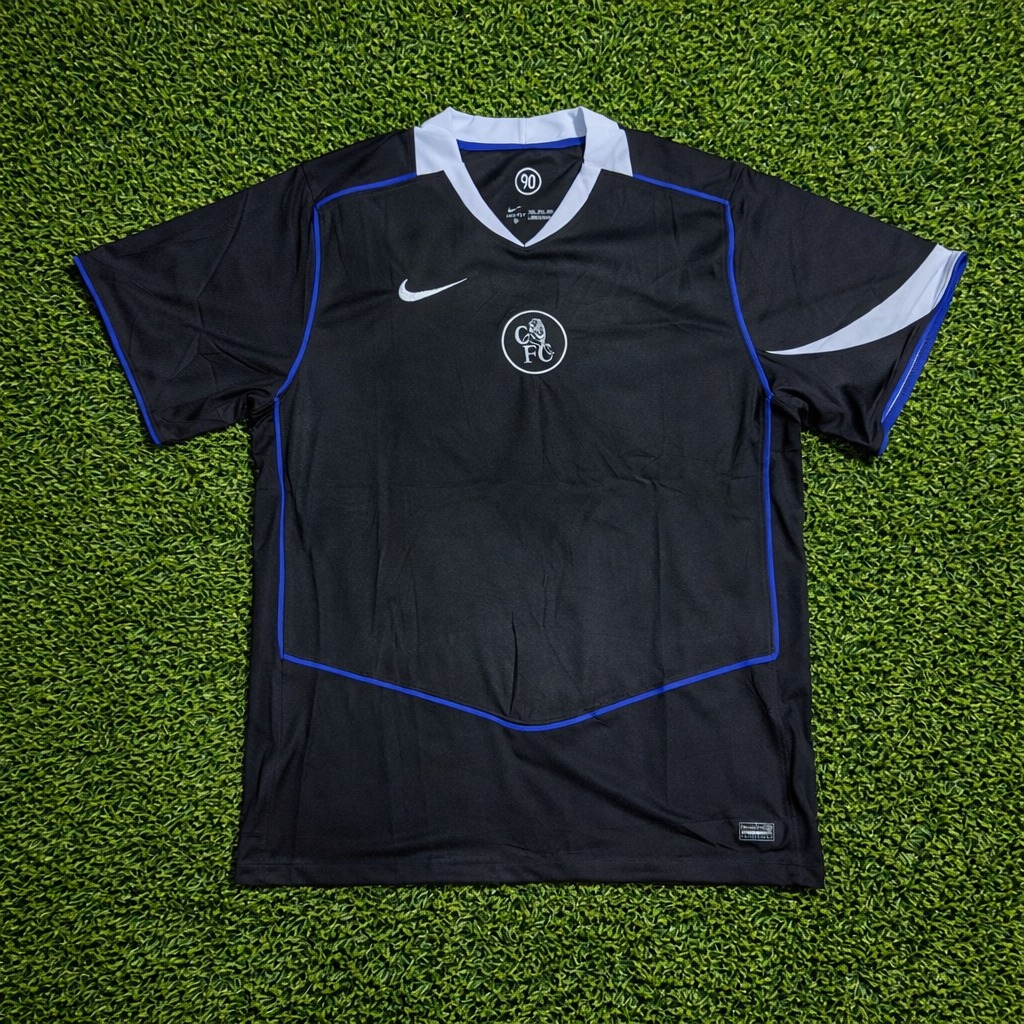 Camiseta Chelsea Preta Detalhes Azuis