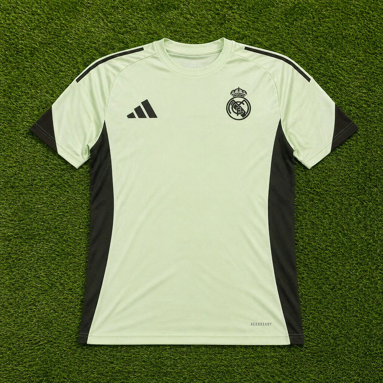 REAL MADRID - MODELO DE TREINO 2026  VERSÃO TORCEDOR 